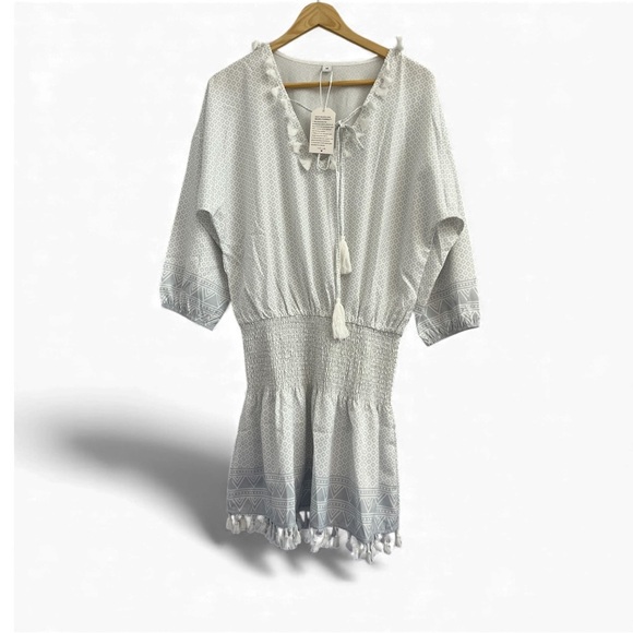 Other - Grey & White Mosaic With Tassels Beach Cover-up